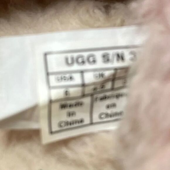 UGG Women Slippers Size 6 * - Picture 6 of 12